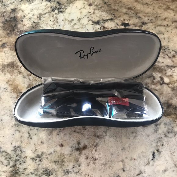 Authentic Ray Ban Women’s Eyeglasses - Picture 3 of 7